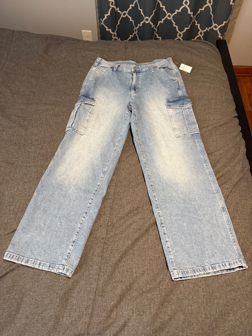 Gap 90’s loose mid-rise jeans, 30/10, NWT